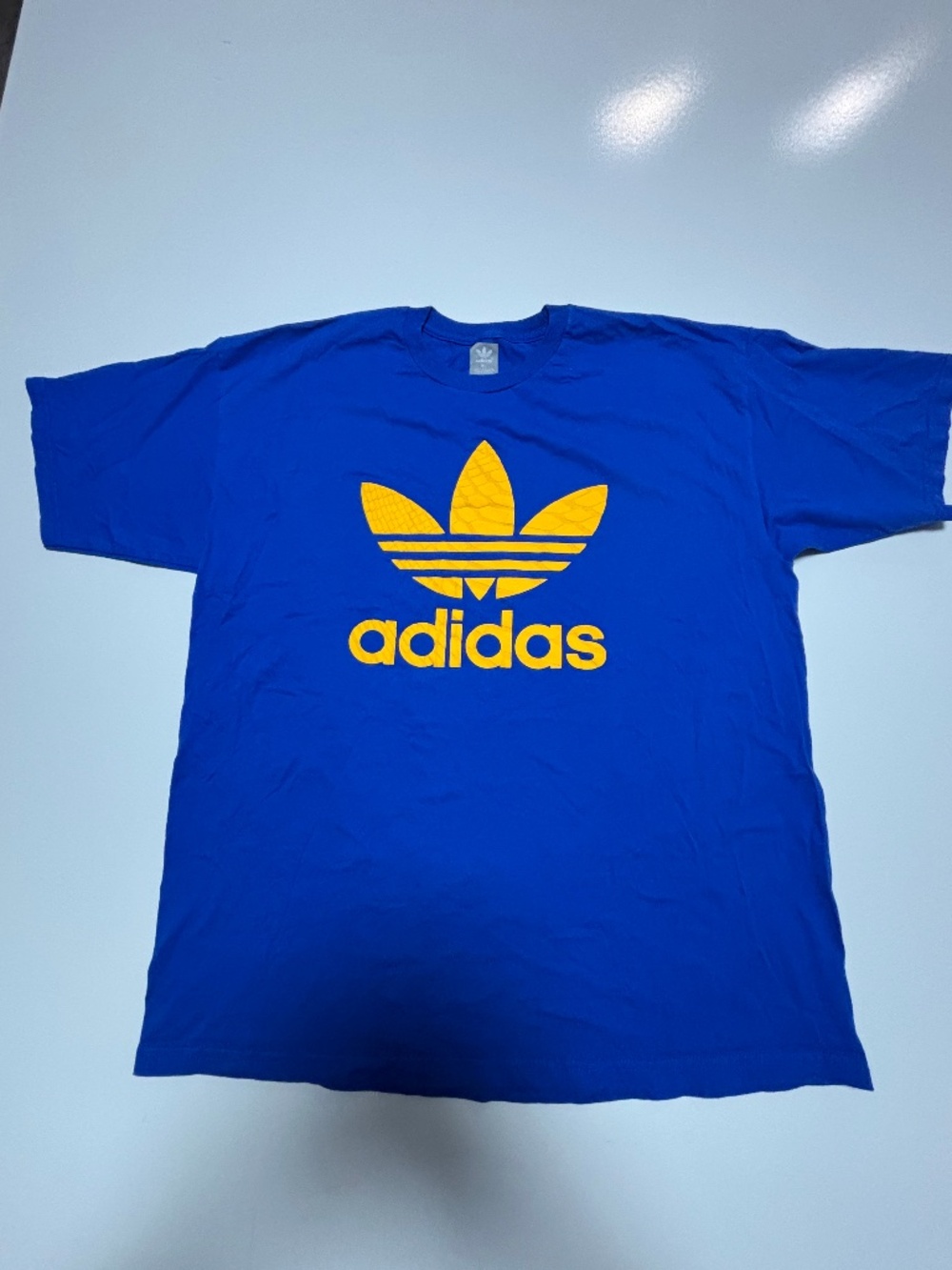 Blue and Yellow Adidas Python T-Shirt Size XL